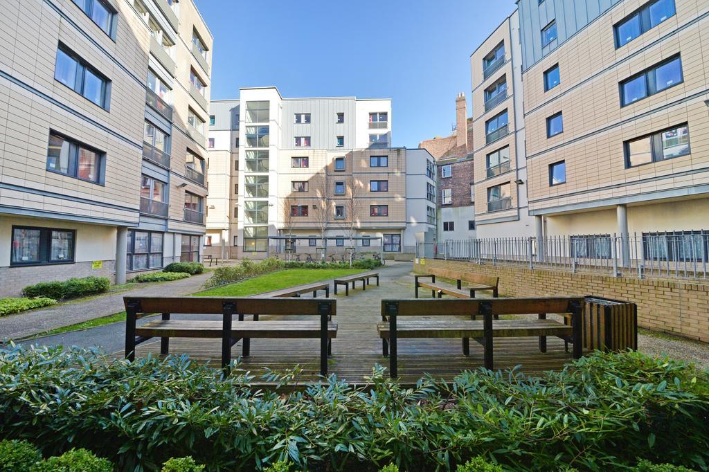 Albert Court Liverpool Exterior photo